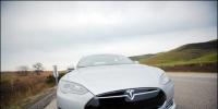 Tesla電動車存<font color=
