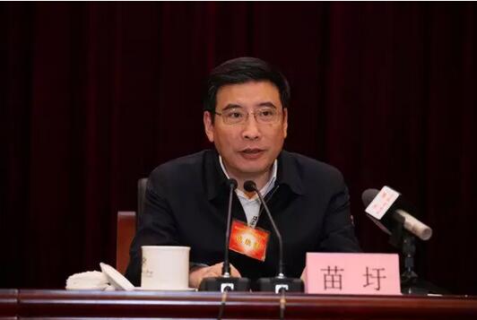 全國(guó)工業(yè)和信息化工作會(huì)議在京召開(kāi)，工信部明年重點(diǎn)抓好八個(gè)方面工作