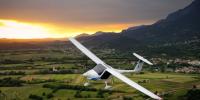 澳洲試飛第一架鋰電飛機 充電1小時可飛行1.5小時