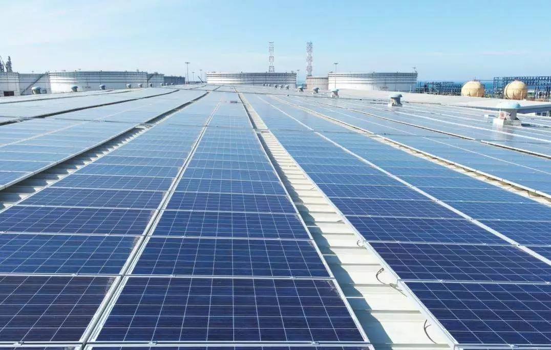 國(guó)家能源局:光伏發(fā)電超1000億kW