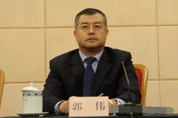 1月24日國(guó)家能源局召開(kāi)新聞發(fā)布會(huì)，發(fā)布2017年度新能源并網(wǎng)運(yùn)行情況、能源監(jiān)管投訴舉報(bào)處理情況，介紹解讀清潔取暖規(guī)劃等政策
