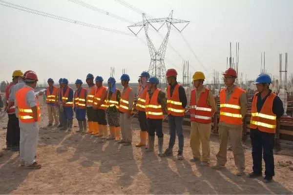巴鐵缺電怎么辦？中國(guó)為它建造世界第二的線路！