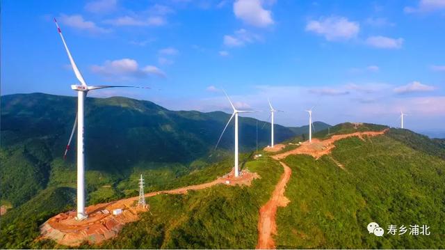 好一個(gè)龐然大物！欽州這個(gè)風(fēng)電站建成這樣啦！